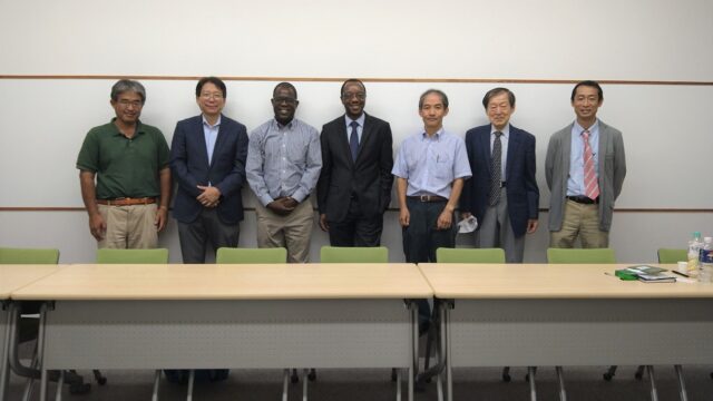 University of Pretoria president visits Kyoto University
